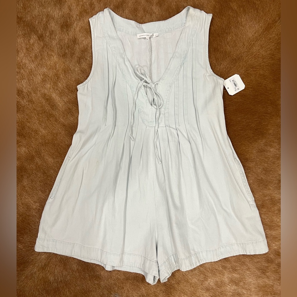 Altar’d State Light Wash Denim Romper | Sleeveless Tie Front
